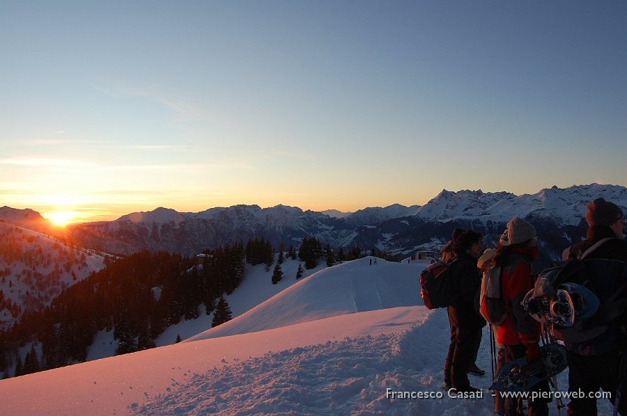Torcole Piazzatorre 077.jpg - Ammirando lo spettacolo verso il tramonto e il Tre Signori